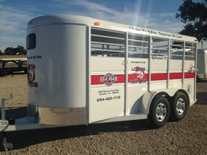 6’ x 6’6” x 16’ With 1 center cut gate.